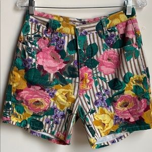 Vintage 90s high waisted shorts